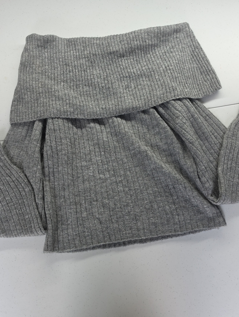 Womens Y2k 90s Gray Ribbed Knit Off-Shoulder Skirted Bottoms C5